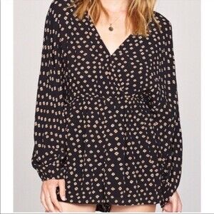 Amuse Society Black Sands Floral Print Romper Long Sleeves - Size Large - EUC
